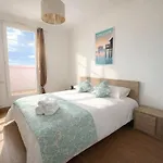 Apartamento For 6 People, Terrace, Parking La Teste-de-Buch