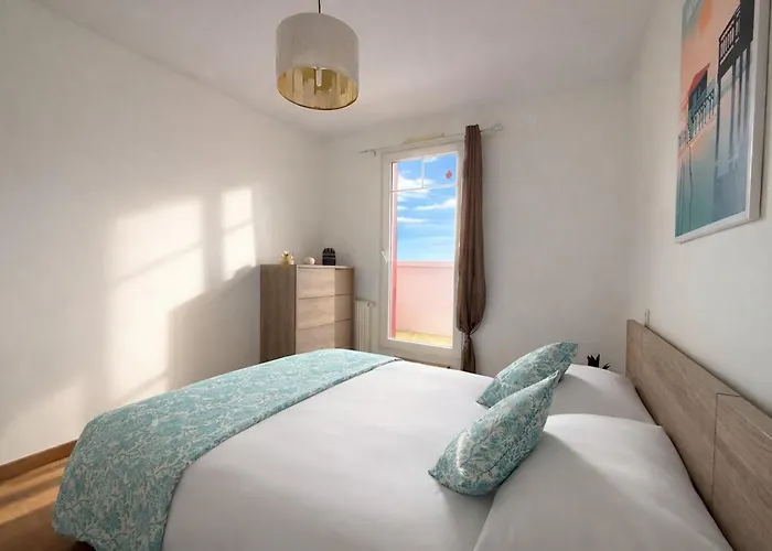 For 6 People, Terrace, Parking * La Teste-de-Buch