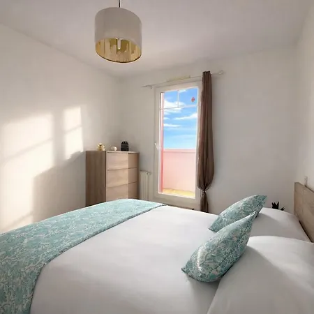 For 6 People, Terrace, Parking * La Teste-de-Buch