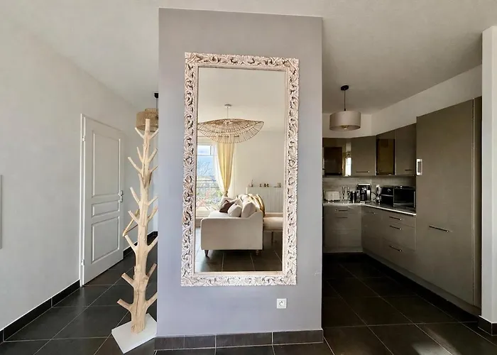 For 6 People, Terrace, Parking Apartment